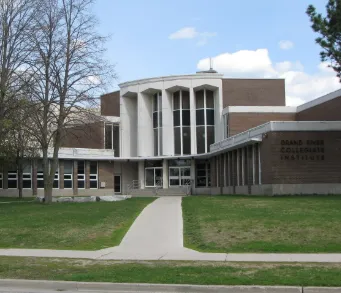 Grand River Collegiate Institute front entrance